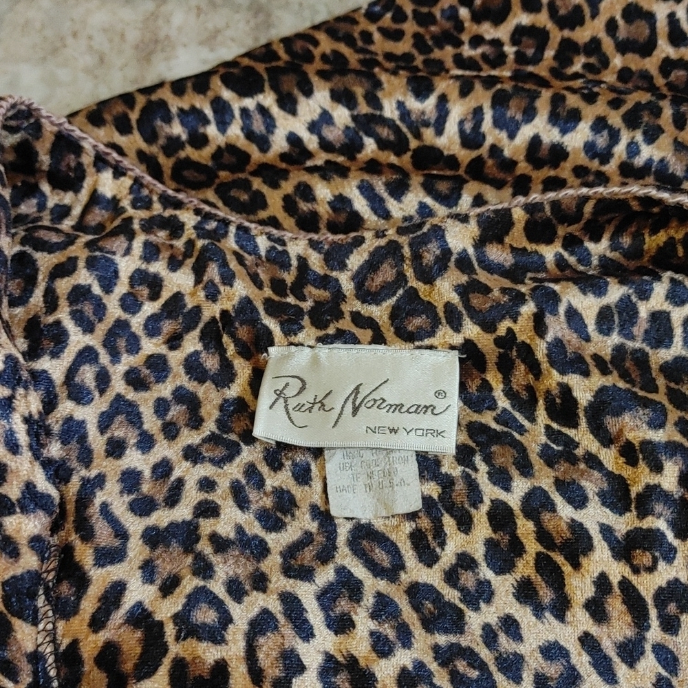 VTG Ruth Norman New York Velour Animal Print Caftan M/L - Picture 14 of 17
